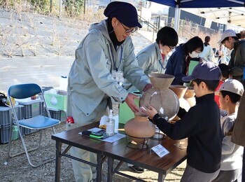 出土品を触ってみよう