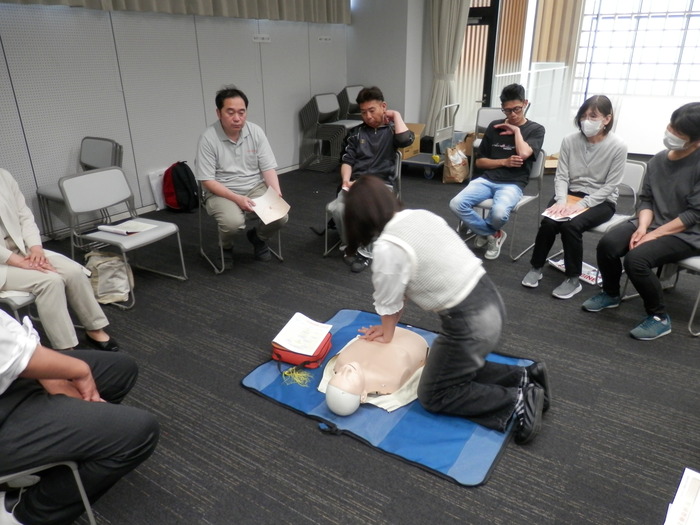 写真：普通救命講習の様子4