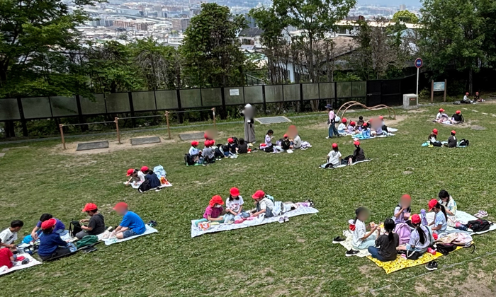 春の遠足 枚岡公園